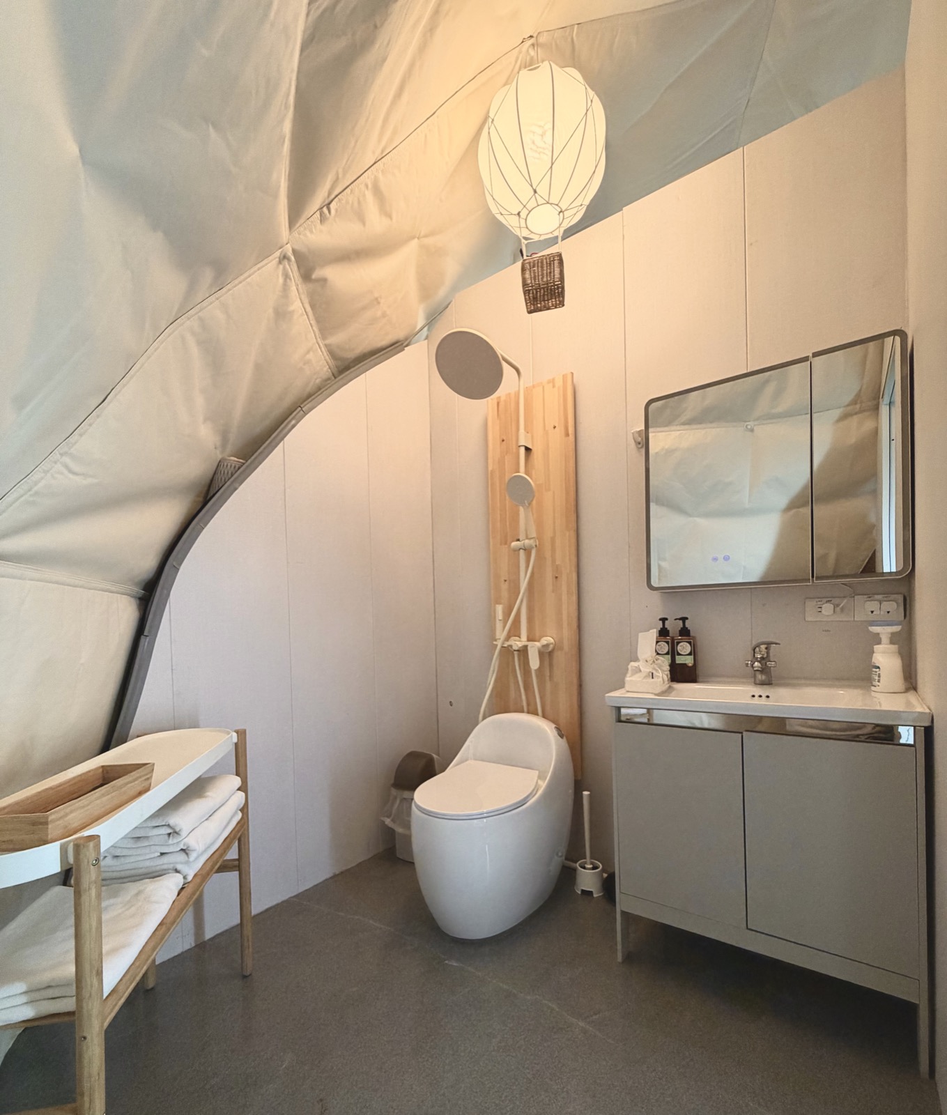 雲朵帳 夜間氛圍 桃園豪華露營 圓頂帳篷 楊梅露營區